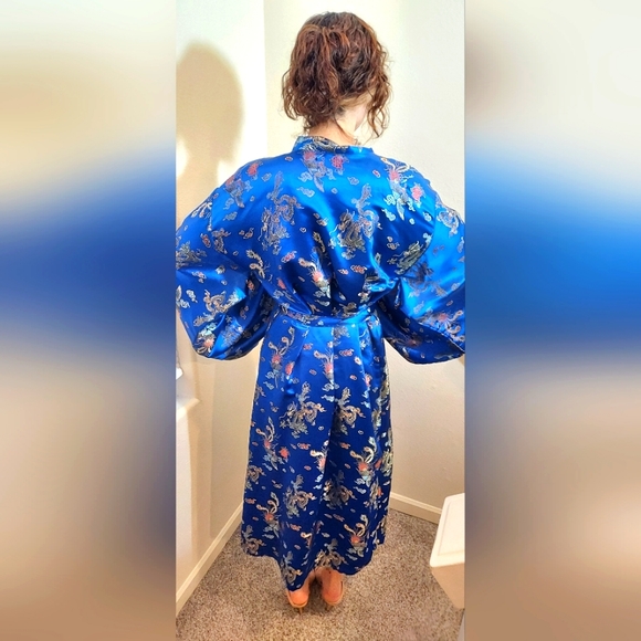 Vintage Japanese Kimono Blue Silk Metaliic Gold Dragons and Flowers Robe - Picture 2 of 10
